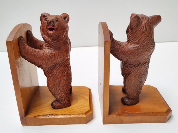 Houten-Beren-boekensteunen-Brienz-black-forest-bear-woodcarving-bookends-Geschwister Sarbach-Bookends-Switzerland-00005